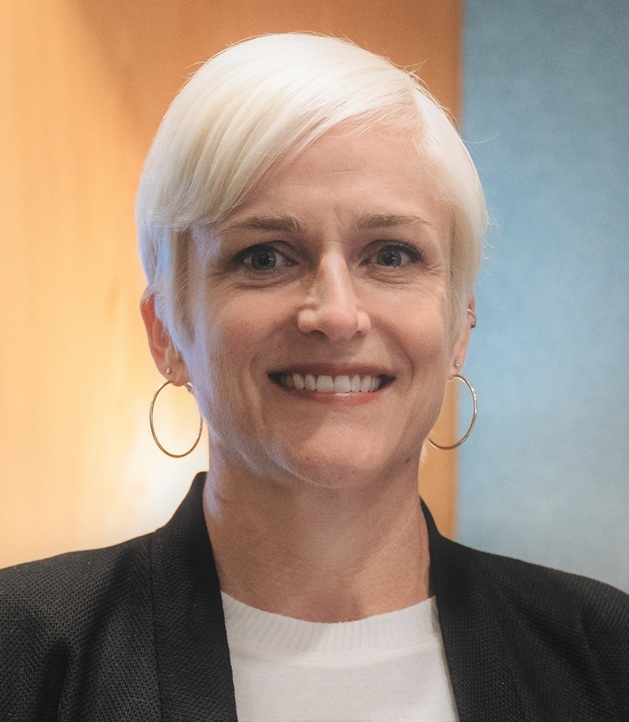 Vanessa De La Cruz, MD Headshot