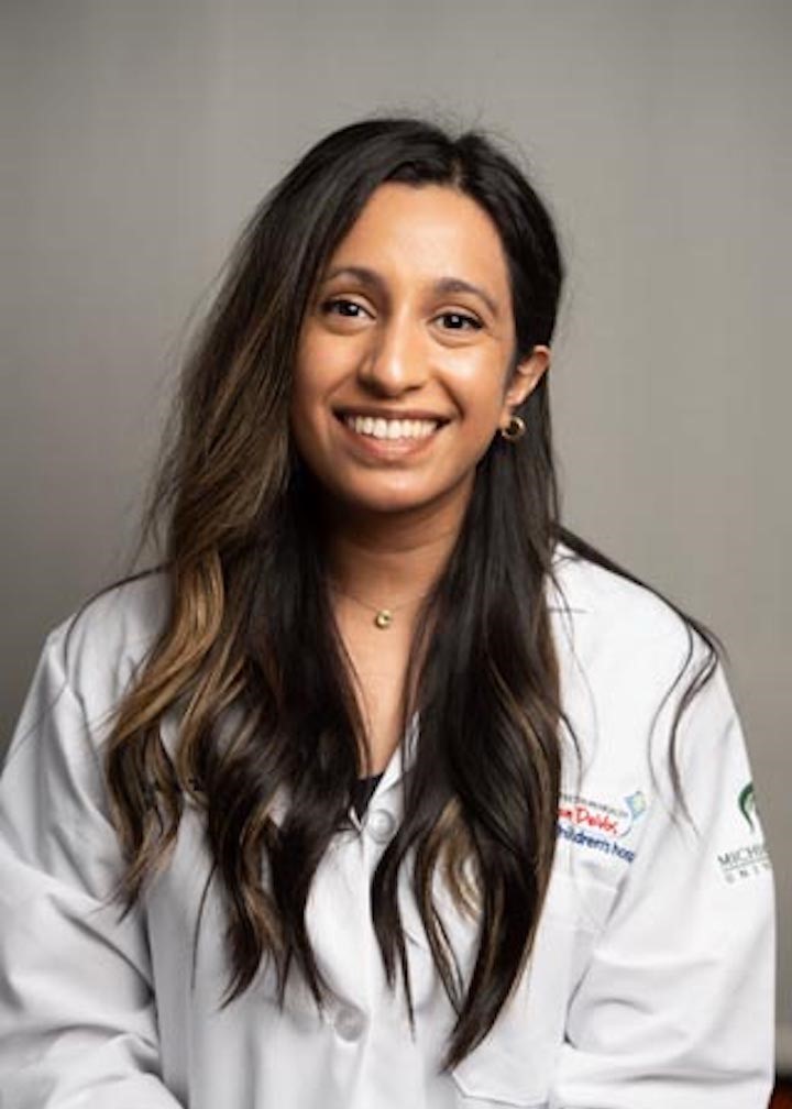 Dr. Aamna Hafeez Headshot