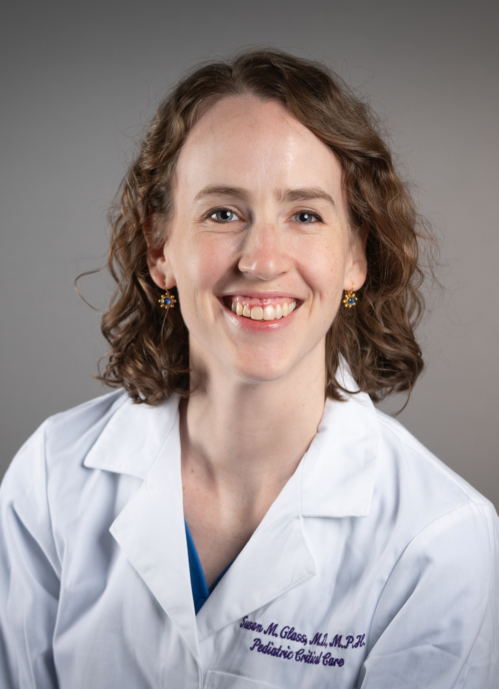 Susan Glass, MD headshot