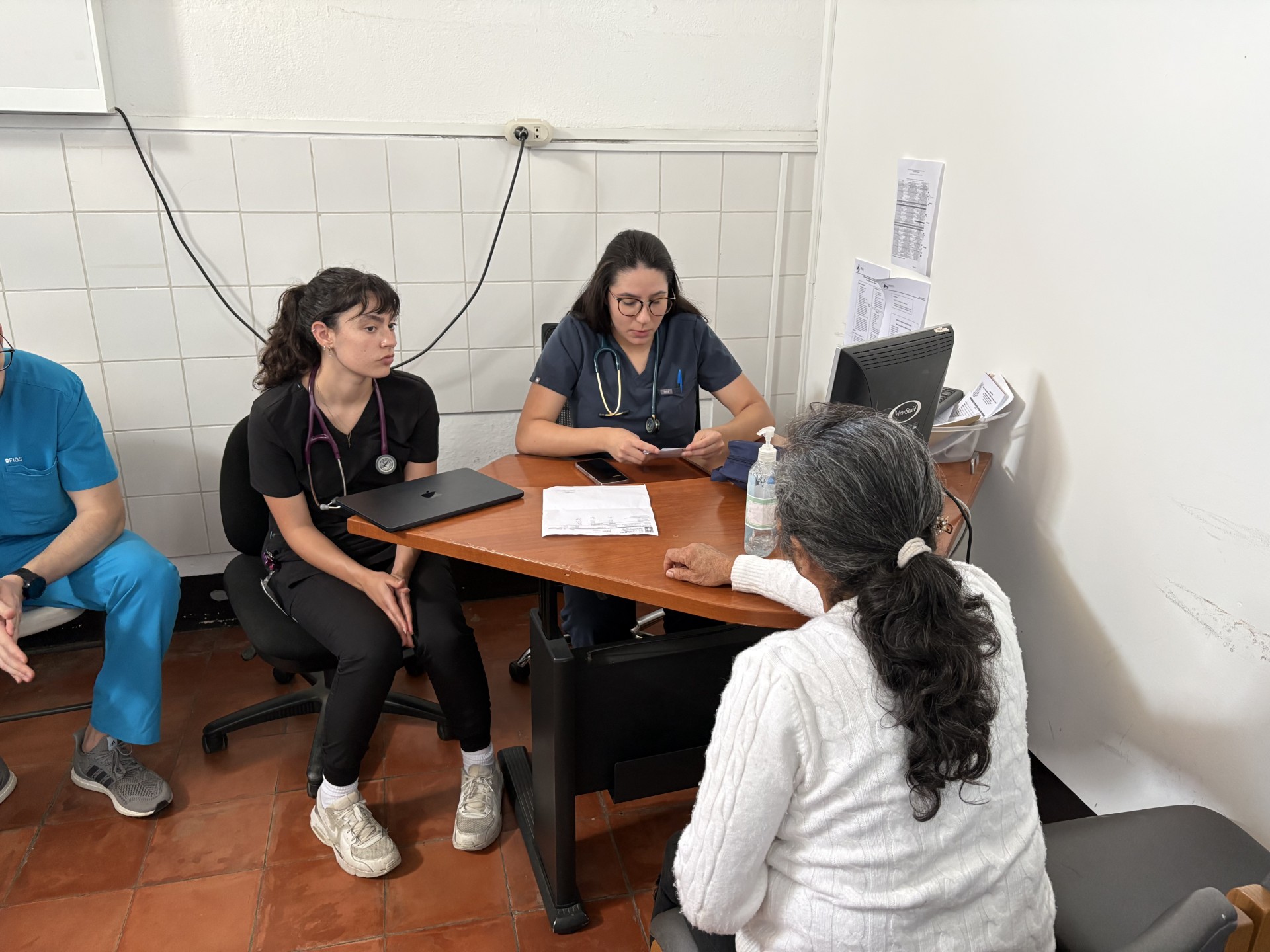 medical students discuss health issue