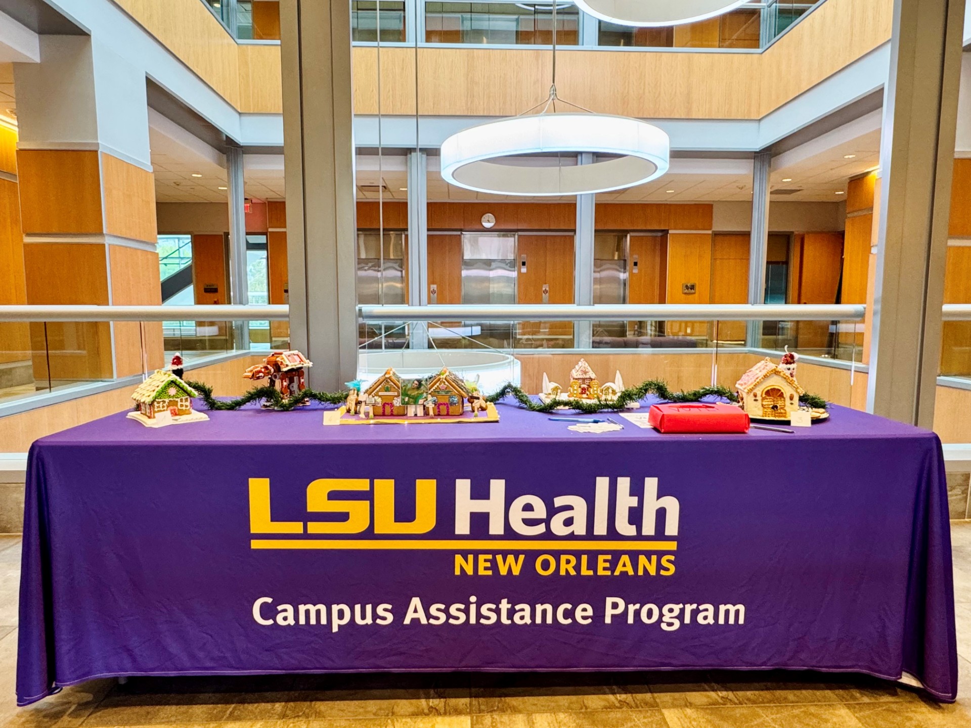 Table with gingerbread houses