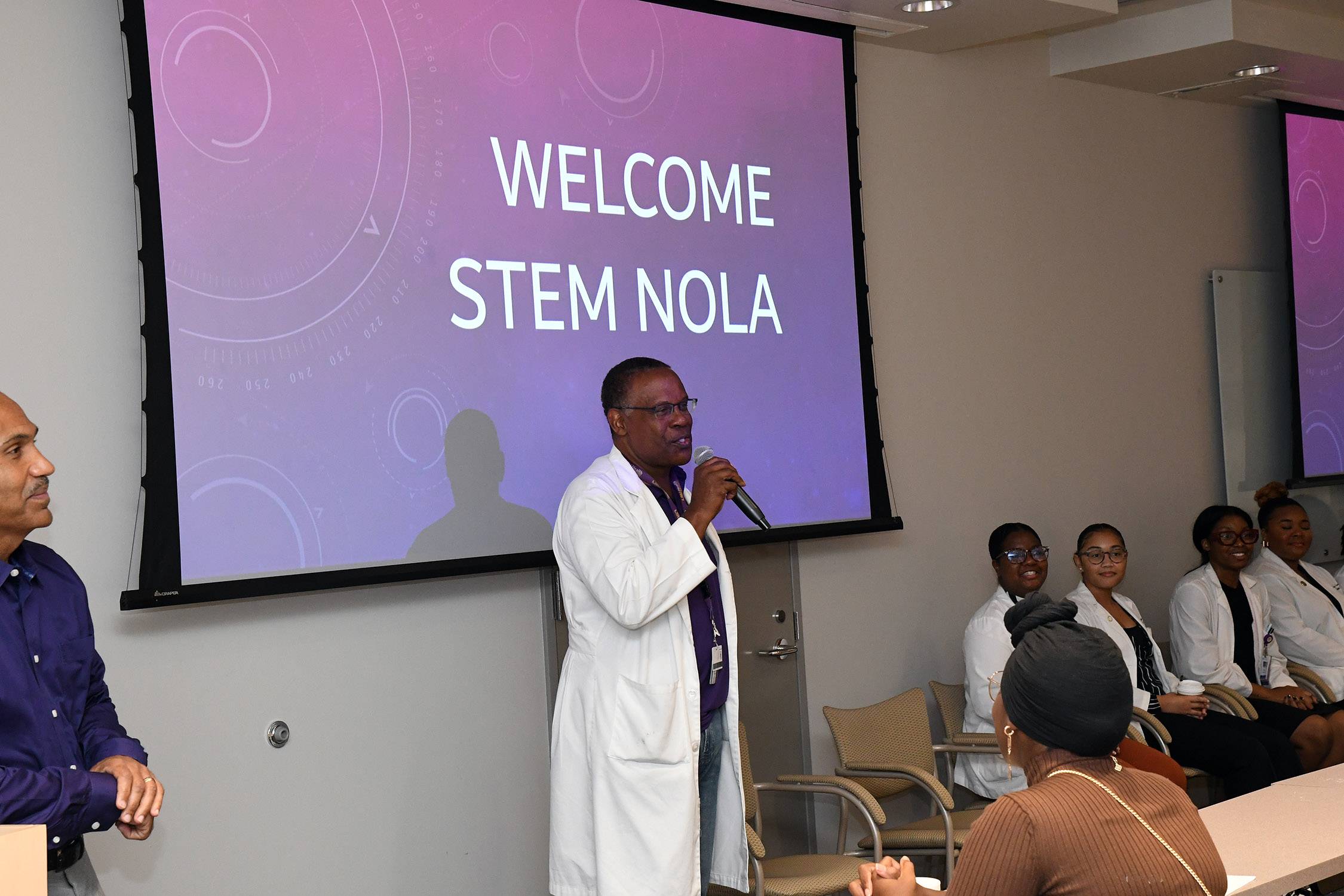D. Maupin welcomes Stem Nola 
