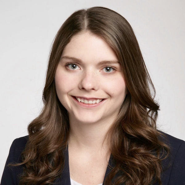 Dr. Avery Novax Headshot