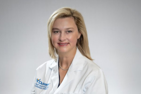 Dr. Leslie Sisco Wise